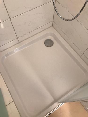 Bilik mandi di White House Castrop Rauxel