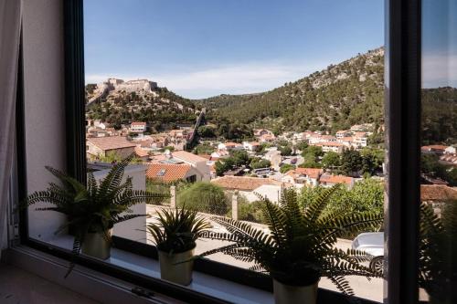 Marino Fortica view residence