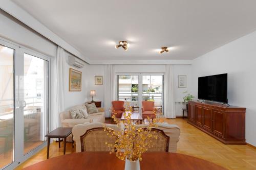 Sea & Acropolis View 3BR Penthouse Maisonette