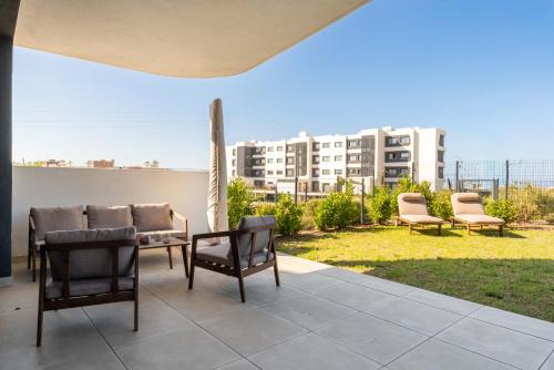 The Garden Escape 2bedroom garden unit, Higueron West, Fuengirola