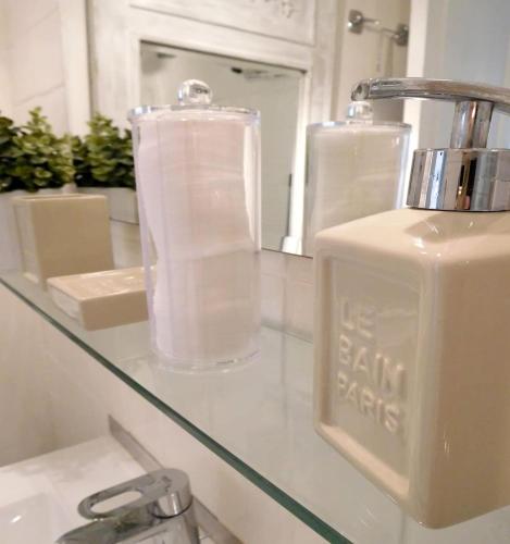 NEW - Chic, Britt & Cosy - Cannes centre - Wifi & Clim