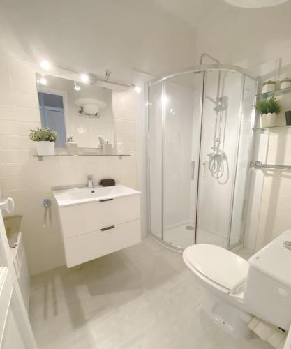 NEW - Chic, Britt & Cosy - Cannes centre - Wifi & Clim