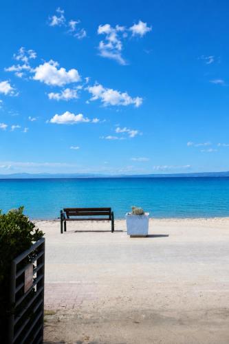 Villa DK Pefkohori Beachfront