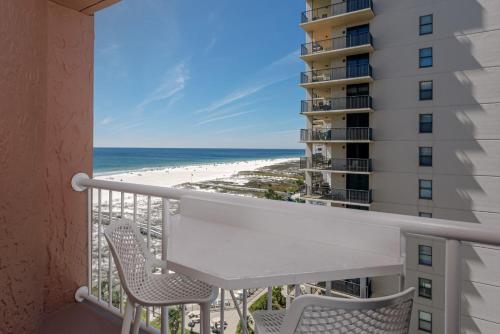 Perdido Beach Resort — Balcony/Terrace