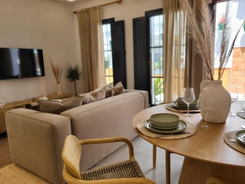 Boutique House with Heated Pool, Old Town Estepona