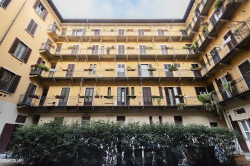 Elegant Apartment near Arco Della Pace M5 - 550M