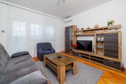 Apartments Smiljka