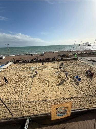Charming Victorian one-bedroom flat in a prime location, just moments from the seafront, the i360, and the train station photo 18