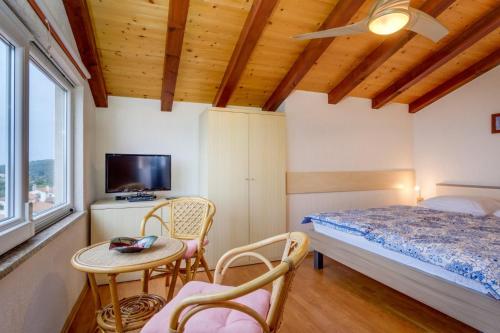 Apartments with a parking space Mali Losinj (Losinj) - 376
