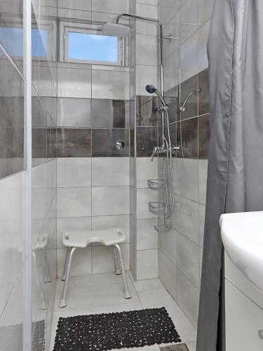 Apartments with hot tub Dramalj, Crikvenica - 25226