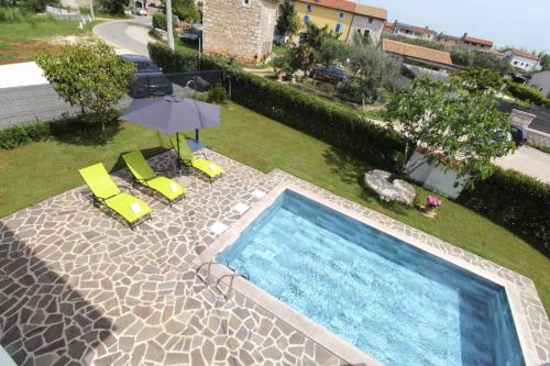 Apartments with swimming pool Rozac, Umag - 27251