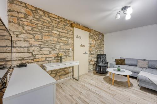 Apt Alice - Lovely Terrace & Garage - Happy Rentals