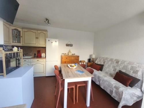 Maisonnette T2 bord de mer avec parking privé