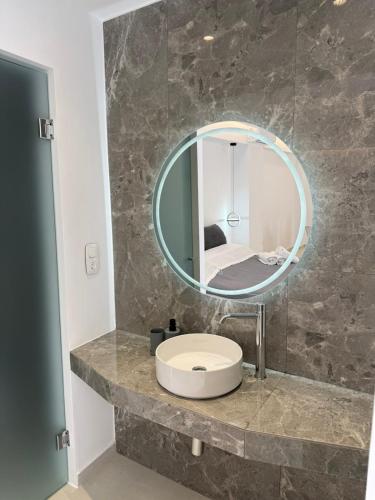 2S LuxNest
