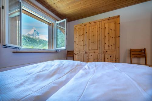 Cervin Family Home Matterhorn view by Inspiringplaces Zermatt