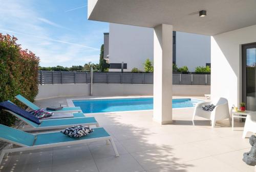 Villa Fasana-Apartment 1 by Vivi Rent