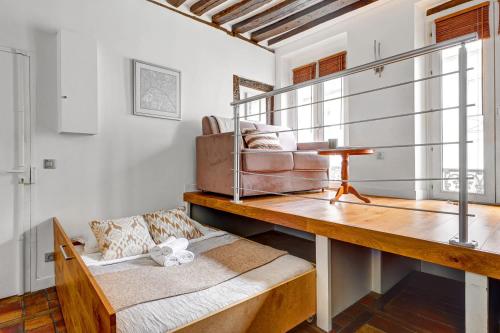 BnBNova - Charming Studio Near Notre - Dame & Marais
