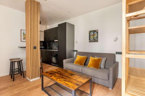 Cozy and modern next to Sacré-Coeur