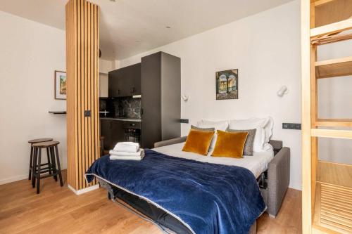 Cozy and modern next to Sacré-Coeur