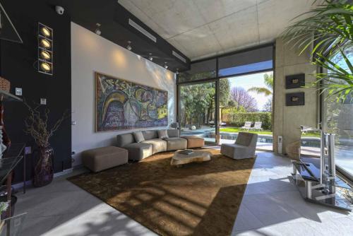 Villa Nola - Diseño Vasco, Lujo y Privacidad