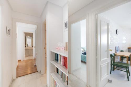 Apartment Overlooking the Beach photo 24