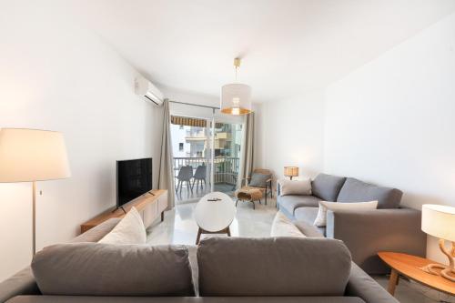 Apartment Overlooking the Beach photo 12