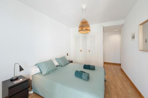 Apartment Overlooking the Beach photo 19