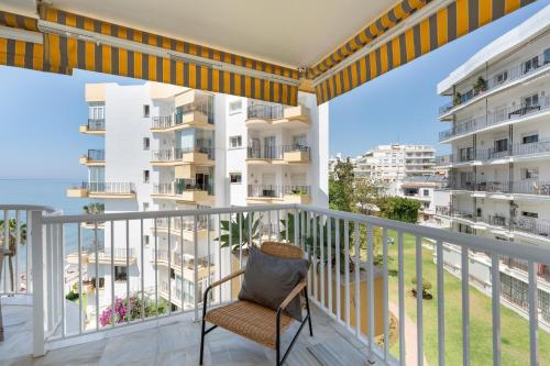 Apartment Overlooking the Beach photo 28
