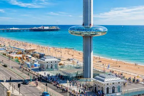 Charming Victorian one-bedroom flat in a prime location, just moments from the seafront, the i360, and the train station photo 1