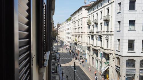 PRESTIGE BOUTIQUE HOMES - Piazza Duomo Exclusive Family Apartment photo 7