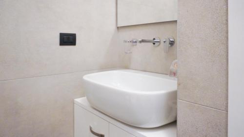 PRESTIGE BOUTIQUE HOMES - Piazza Duomo Exclusive Family Apartment photo 39