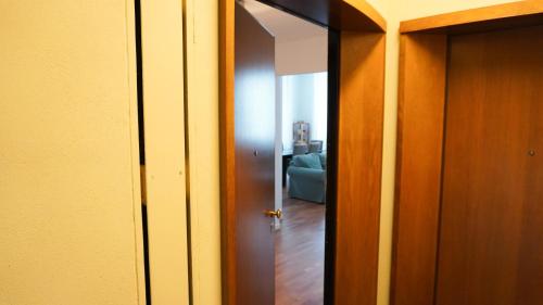PRESTIGE BOUTIQUE HOMES - Piazza Duomo Exclusive Family Apartment photo 41