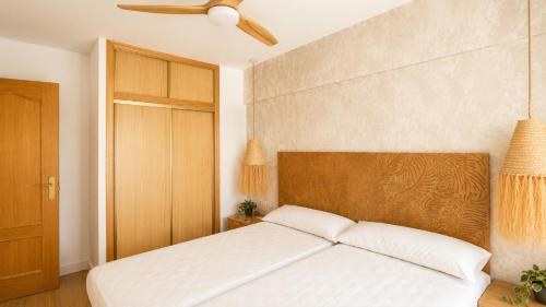 Anacasa Holiday Beach les Marines AP2194