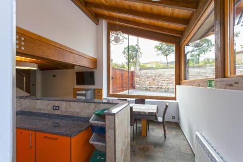 Kuchyň nebo kuchyňský kout v ubytování El Abrigaño del Cañón