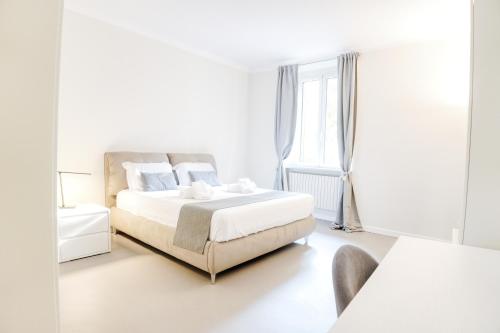 Monforte Premium Apartment - Steps from San Babila
