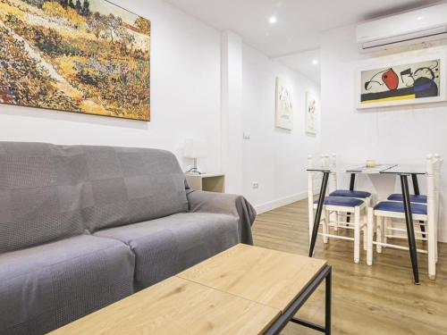 Cozy flat 8 people by TuriVida