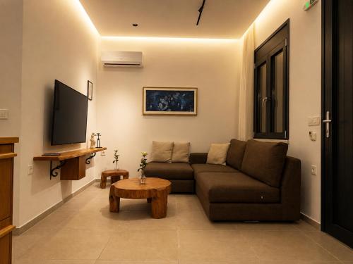 ELÉNAS slow living villa