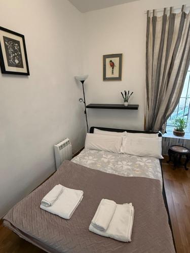 Beautiful apartment next to the Royal Palace in Madrid