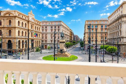 Piazza Bovio 22
