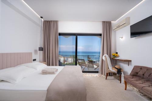Anastasia Miramar Deluxe Apartments