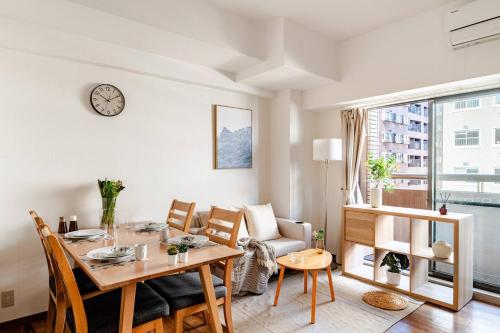 Cozy Japandi 3LDK in Namba for Groups