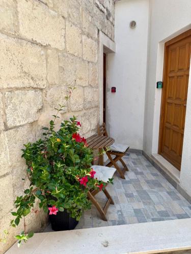 Heritage Stone Wall