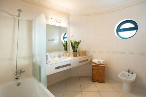 Albufeira-Sea View/pool Casa Sara Linnea 1bedroom