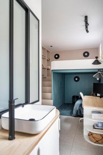 Mind design studio in the heart of gourmet Paris