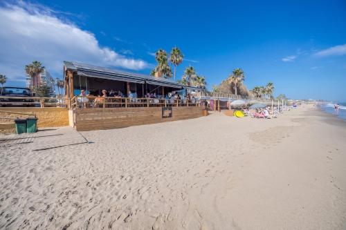 GuestReady - Marbella vibes with pool