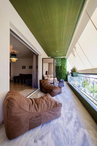 Athens Riviera Luxury 2BR Sleeps 6 Parking