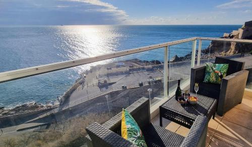 LE MARTY 53 Un Balcon sur la Mer Centre Historique