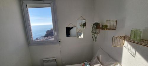 LE MARTY 53 Un Balcon sur la Mer Centre Historique