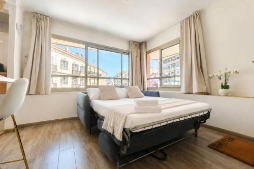 Cosy renovated studio near beaches