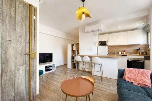 Cosy renovated studio near beaches